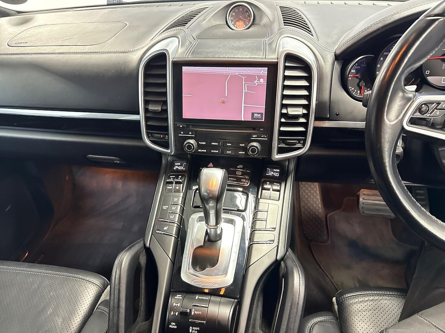 Used Porsche Cayenne 2018 for sale - 76694591: Photo 23