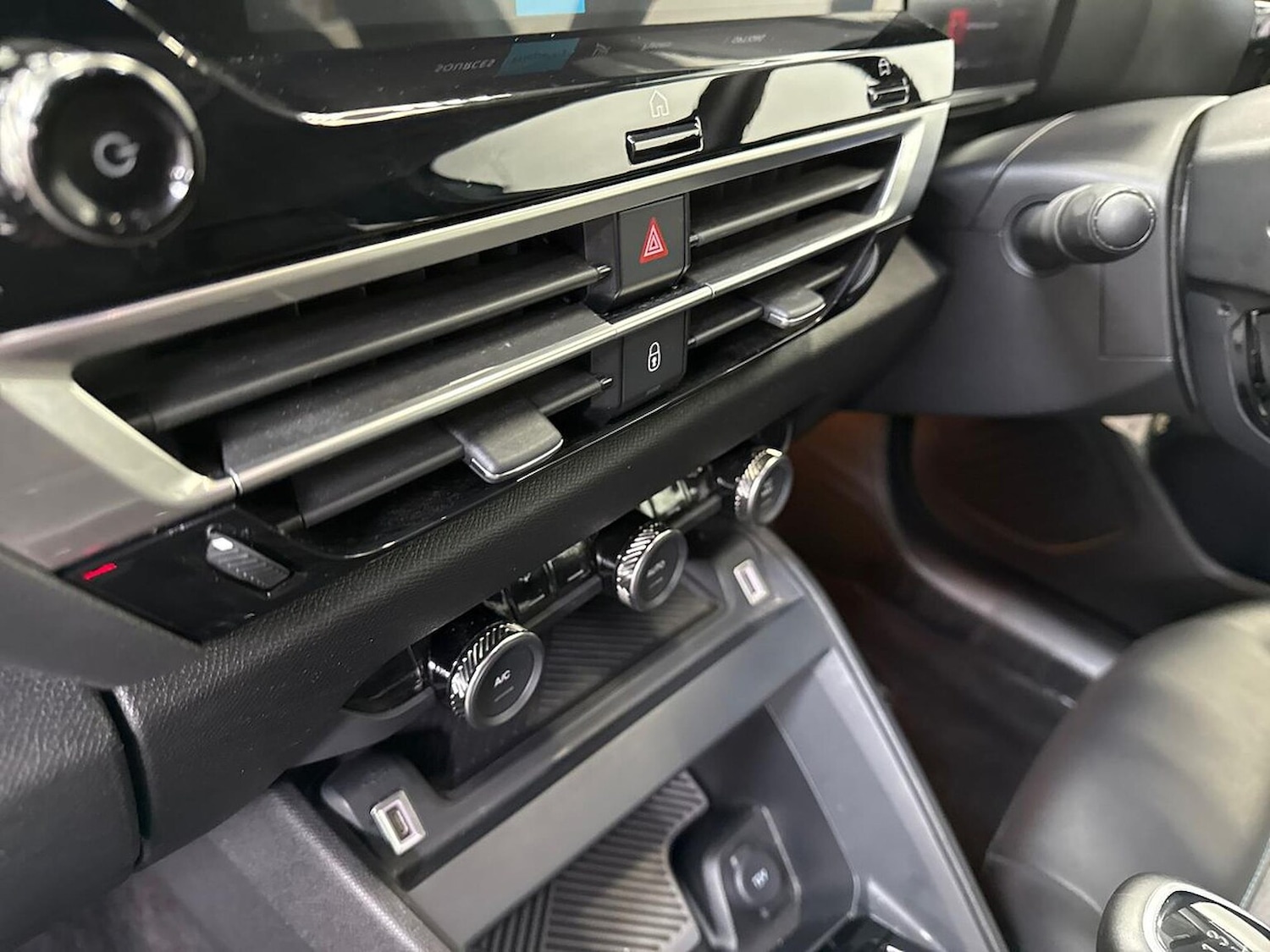 Used Citroen C4 2024 for sale - 77991825: Photo 22