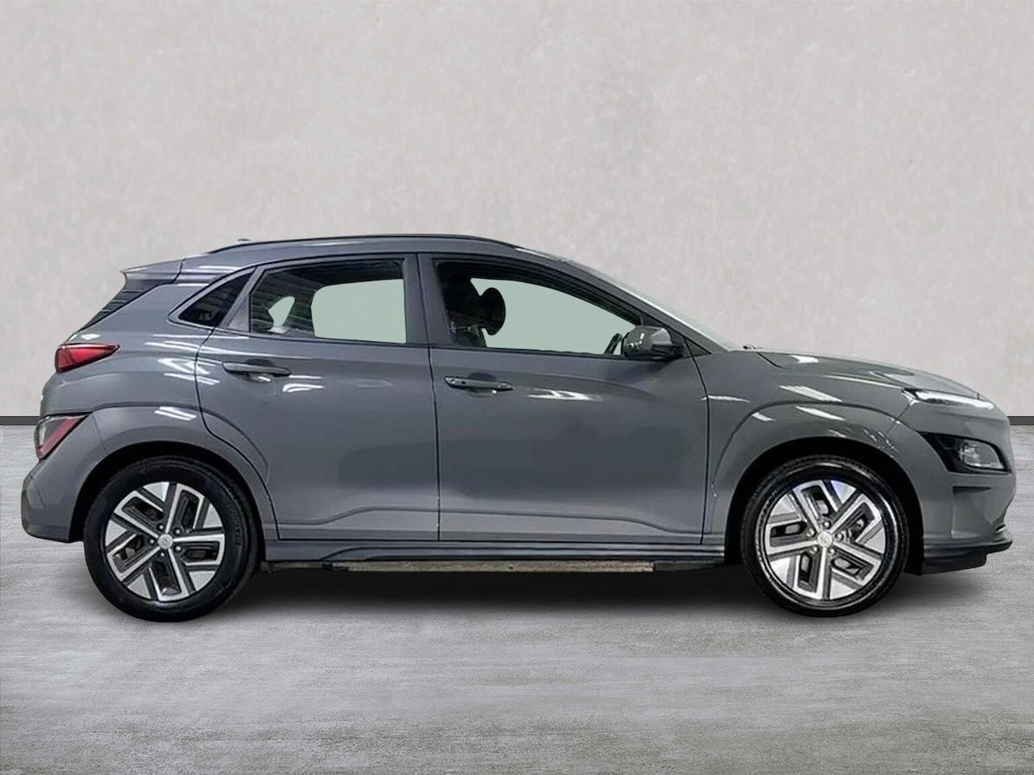 Used Hyundai KONA 2023 for sale - 78004648: Photo 3
