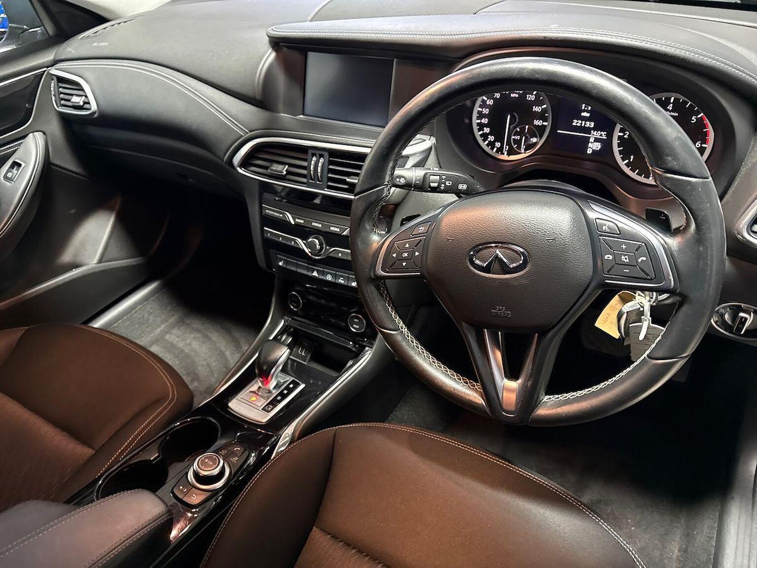 Used Infiniti Q30 2017 for sale - 77555295: Photo 15