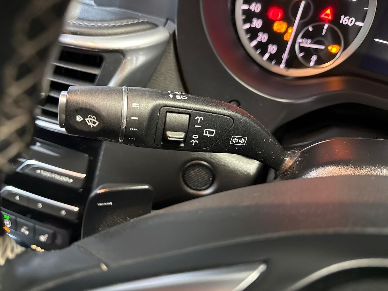 Used Infiniti Q30 2017 for sale - 77555295: Photo 26