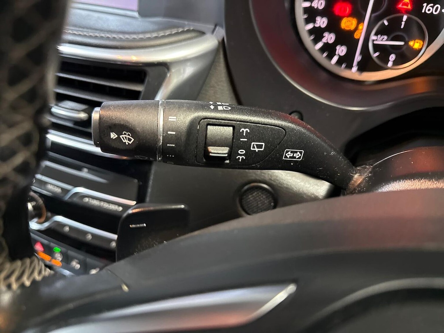 Used Infiniti Q30 2017 for sale - 77555295: Photo 27