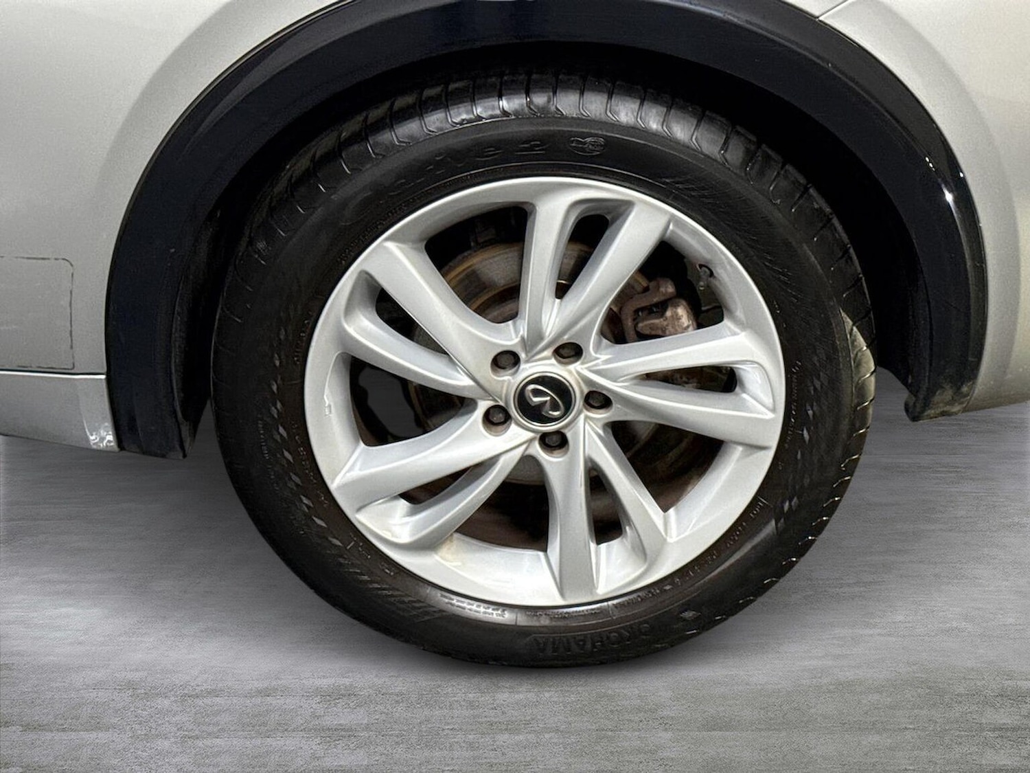 Used Infiniti Q30 2017 for sale - 77555295: Photo 6