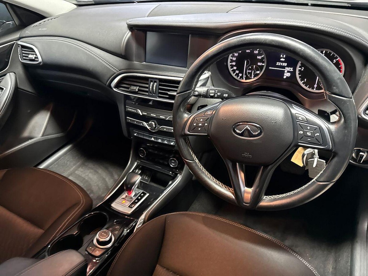 Used Infiniti Q30 2017 for sale - 77555295: Photo 9