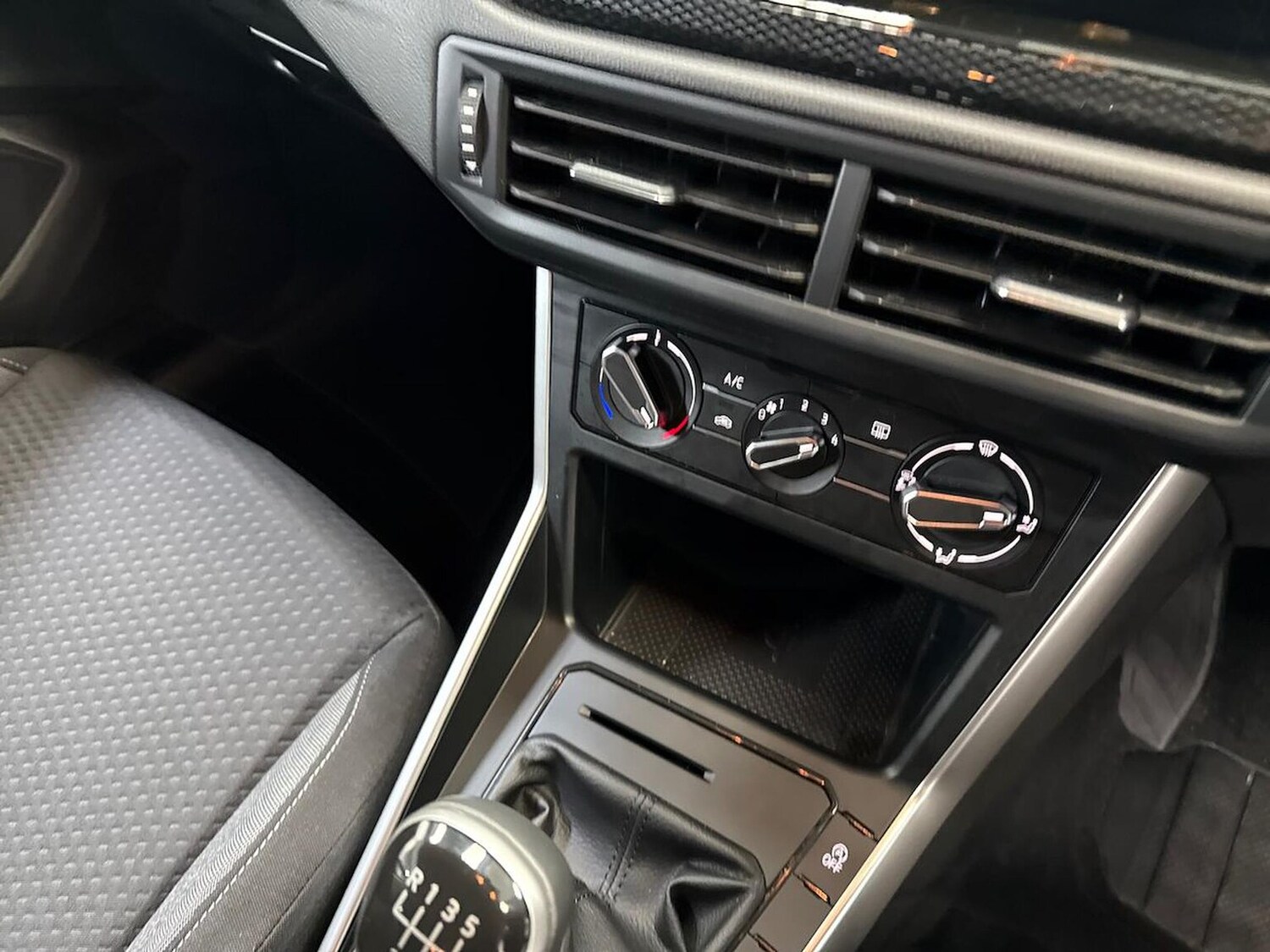 Used Volkswagen Polo 2025 for sale - 77802097: Photo 12