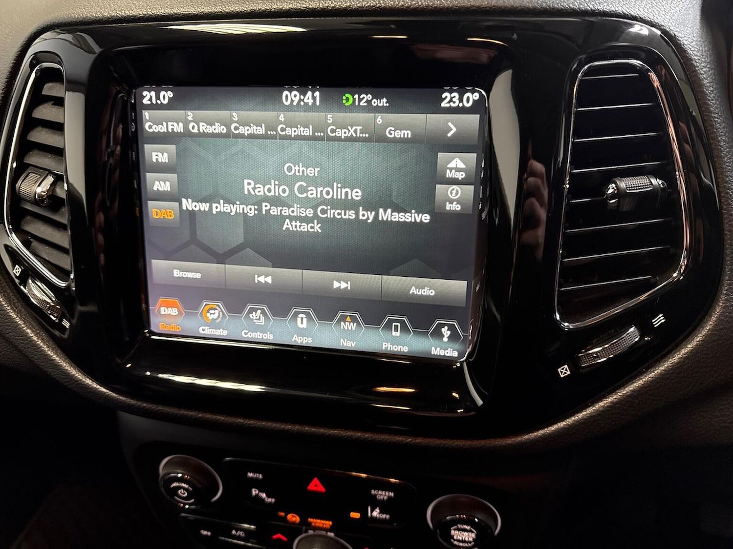 Used Jeep Compass 2020 for sale - 76807531: Photo 11