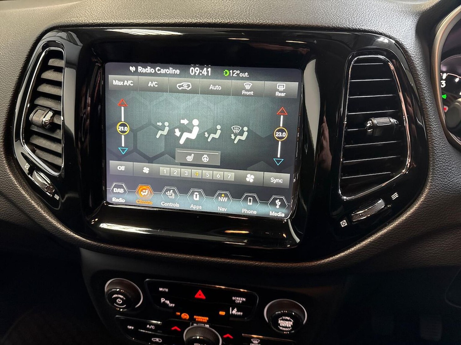 Used Jeep Compass 2020 for sale - 76807531: Photo 12