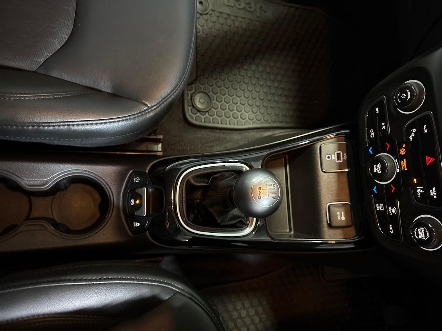 Used Jeep Compass 2020 for sale - 76807531: Photo 13