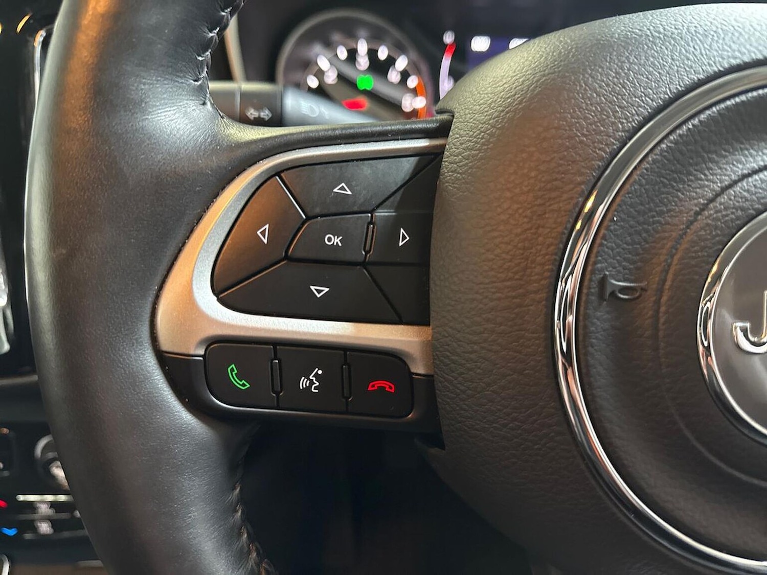 Used Jeep Compass 2020 for sale - 76807531: Photo 24