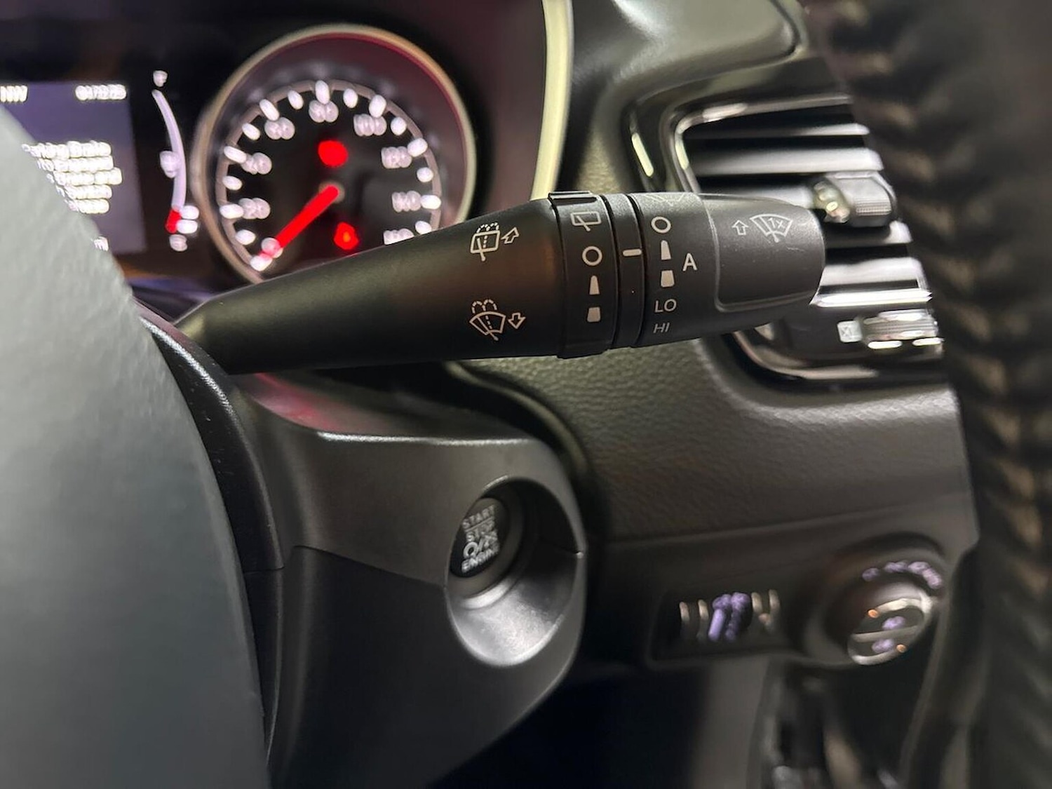 Used Jeep Compass 2020 for sale - 76807531: Photo 27