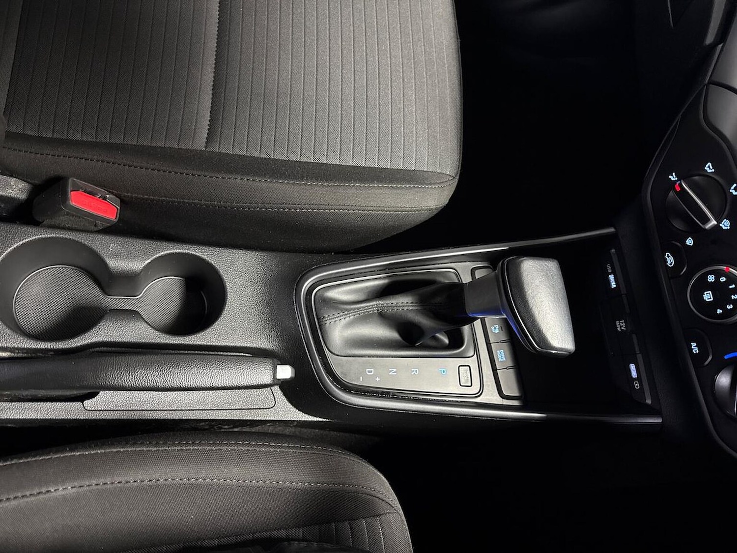 Used Hyundai i20 2022 for sale - 76884954: Photo 13