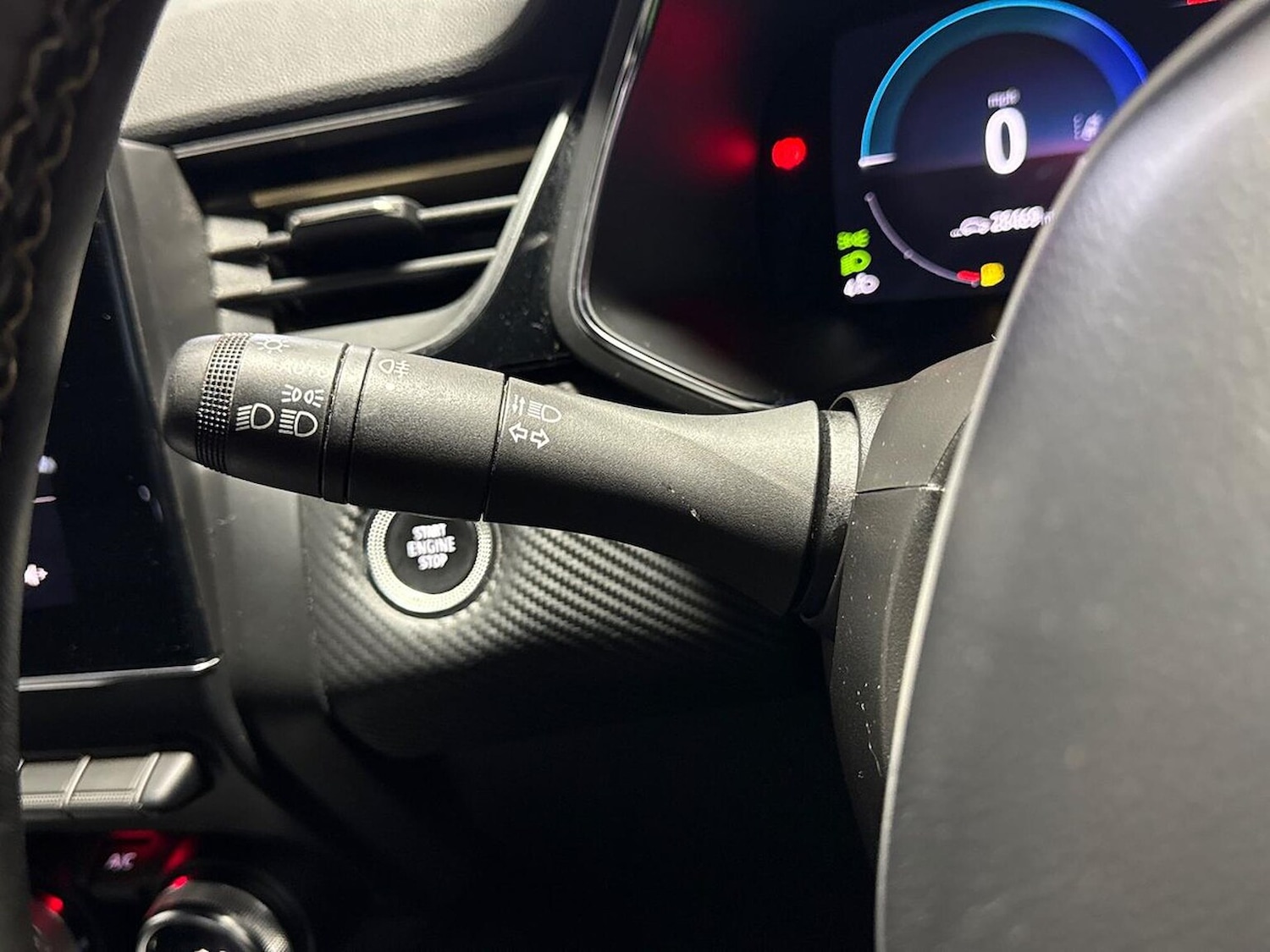 Used Renault Captur 2023 for sale - 76821728: Photo 26