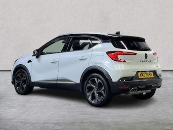 Used Renault Captur 2023 for sale - 76821728: Photo