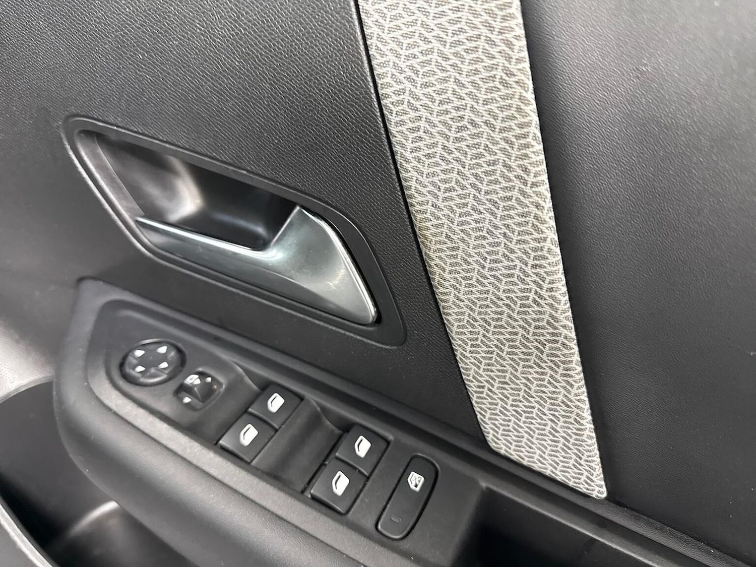 Used Citroen C4 2023 for sale - 77974752: Photo 21