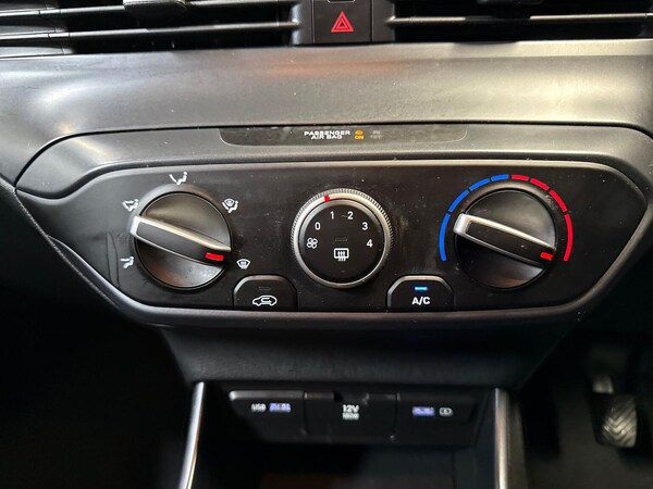 Used Hyundai i20 2023 for sale - 76030426: Photo 12