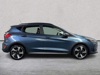 Used Ford Fiesta 2023 for sale - 79296300: Photo