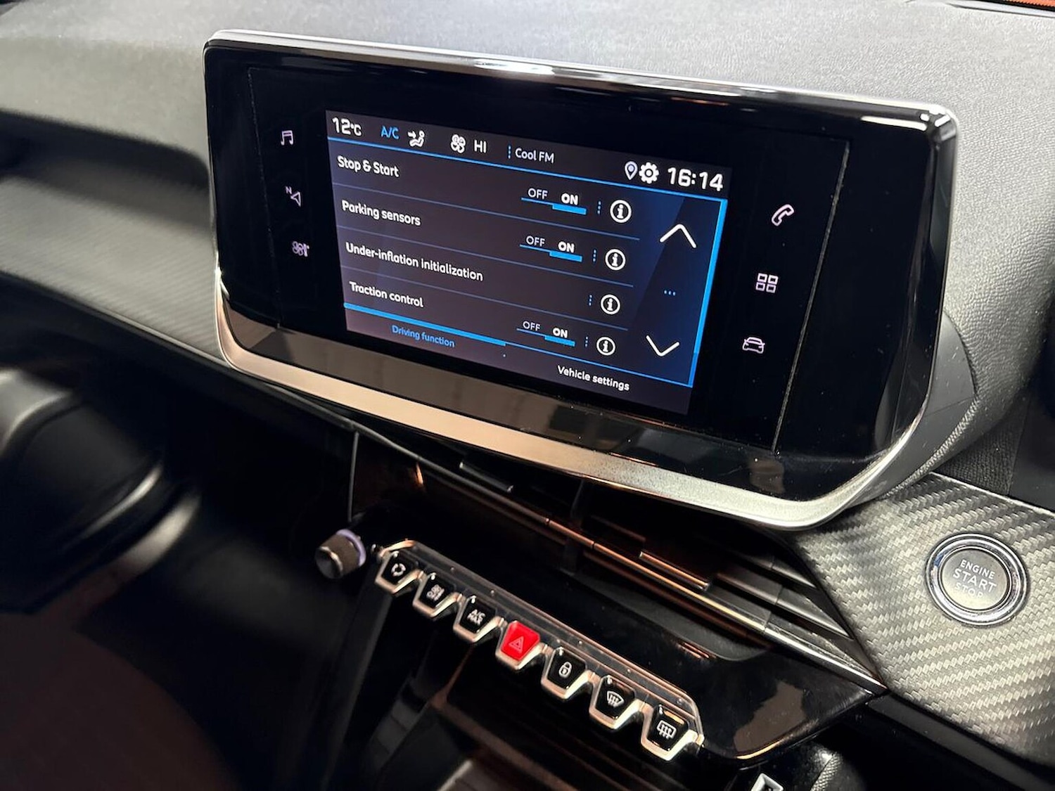 Used Peugeot 2008 2023 for sale - 78026181: Photo 11