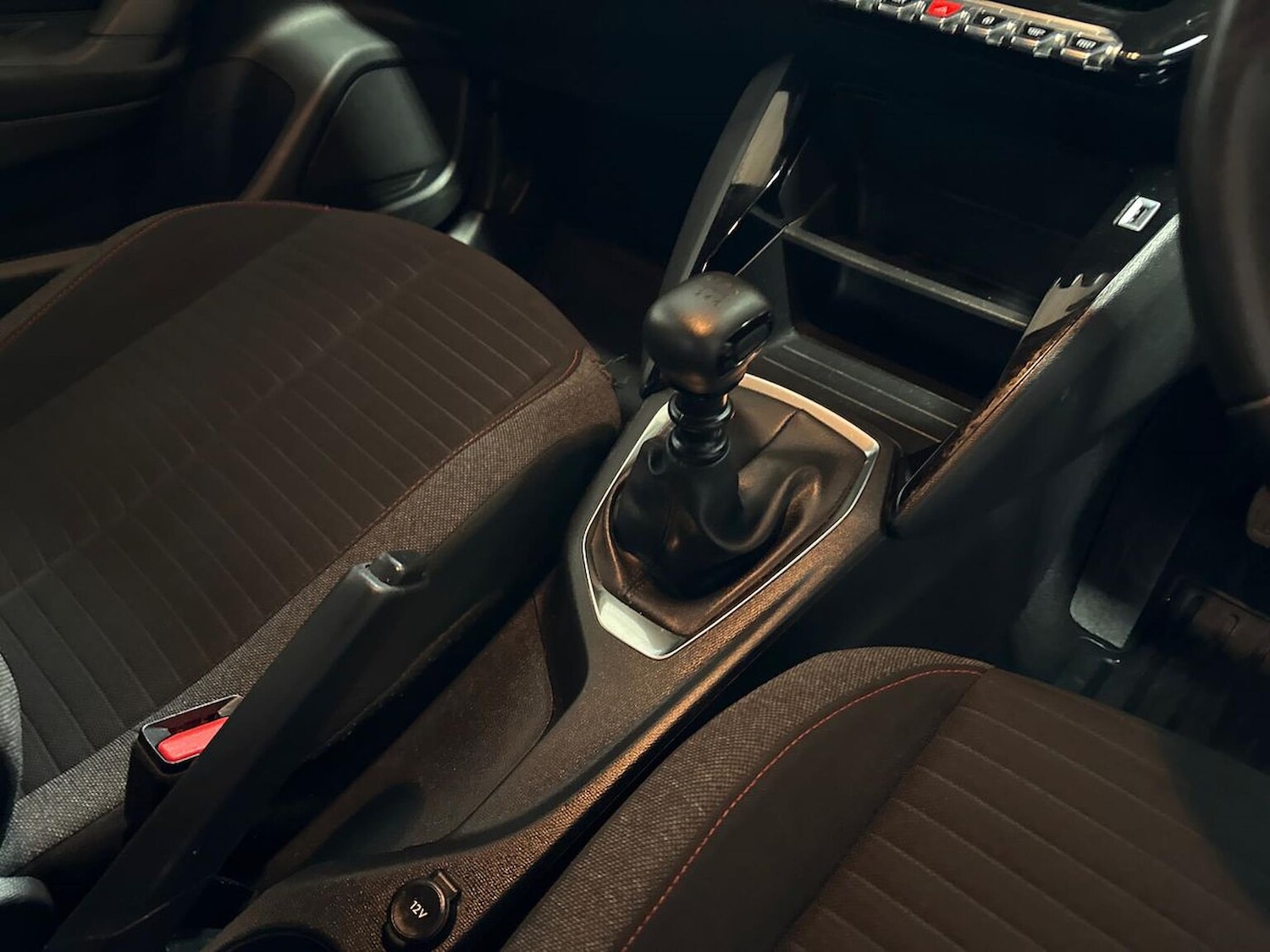 Used Peugeot 2008 2023 for sale - 78026181: Photo 13