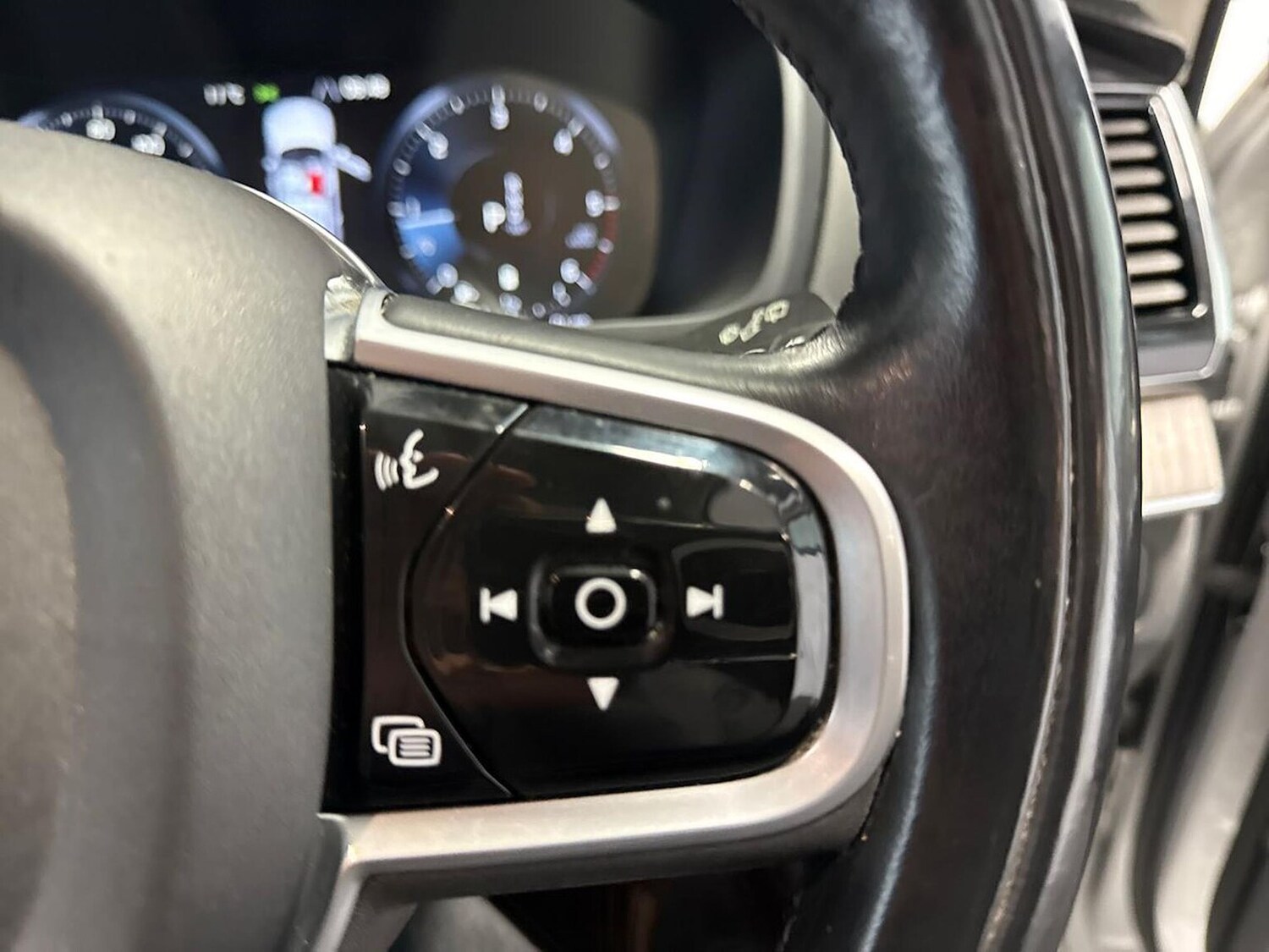 Used Volvo XC90 2021 for sale - 77487784: Photo 25