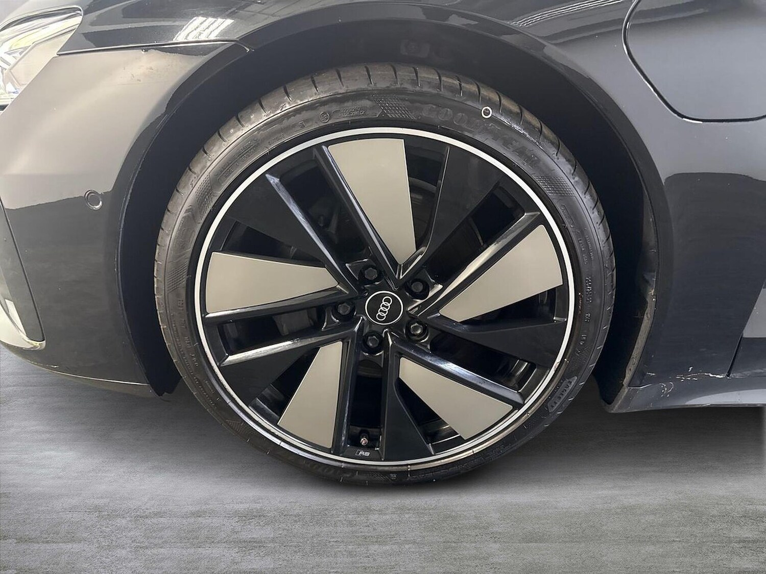 Used Audi e-tron GT 2021 for sale - 77489315: Photo 6