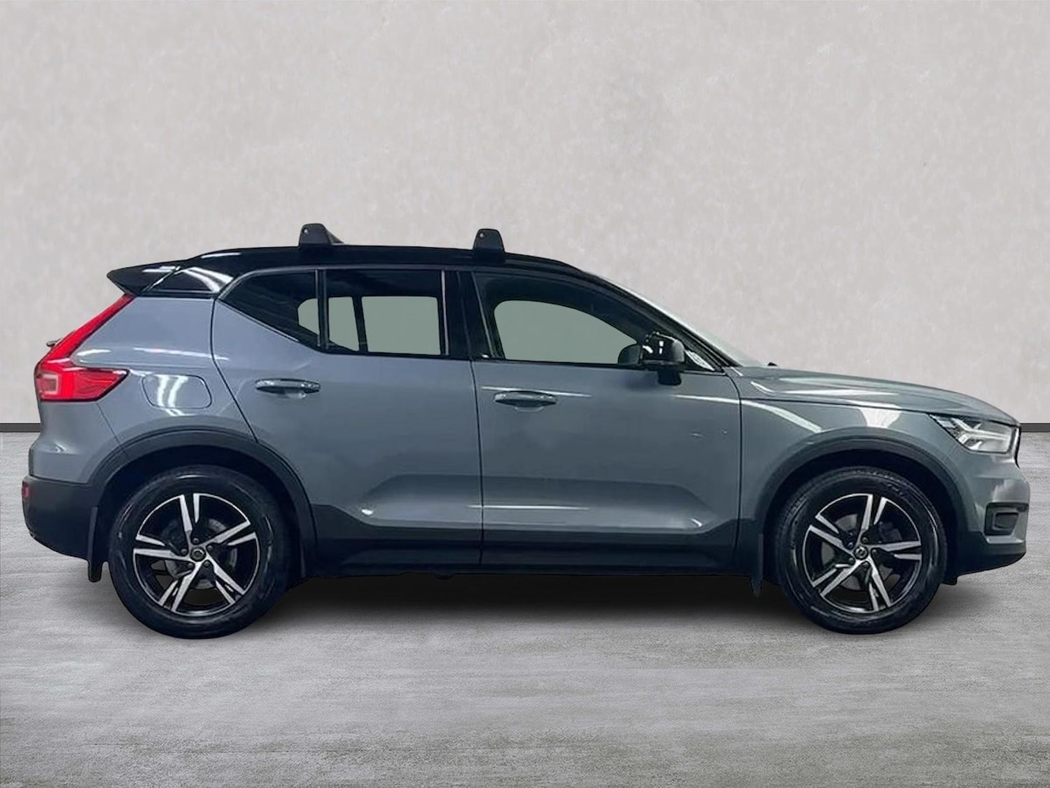 Used Volvo XC40 2021 for sale - 78191546: Photo 3
