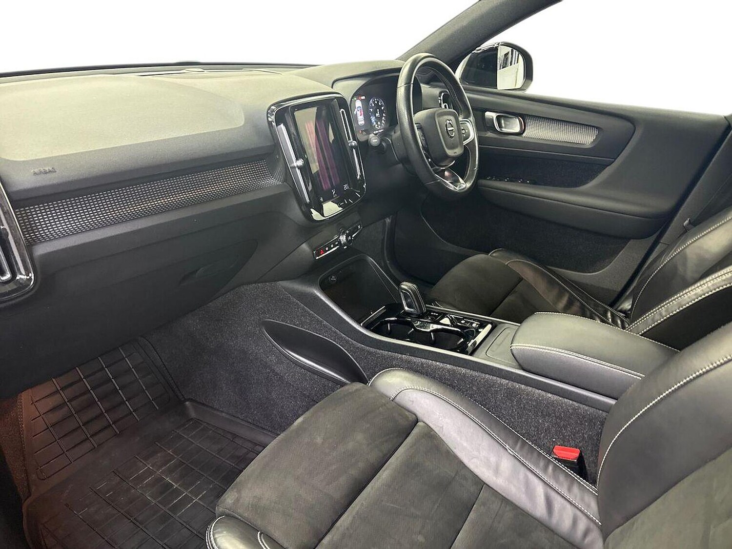 Used Volvo XC40 2021 for sale - 78191546: Photo 7