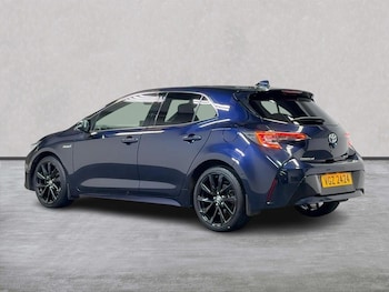Used Toyota Corolla 2021 for sale - 76045978: Photo 2