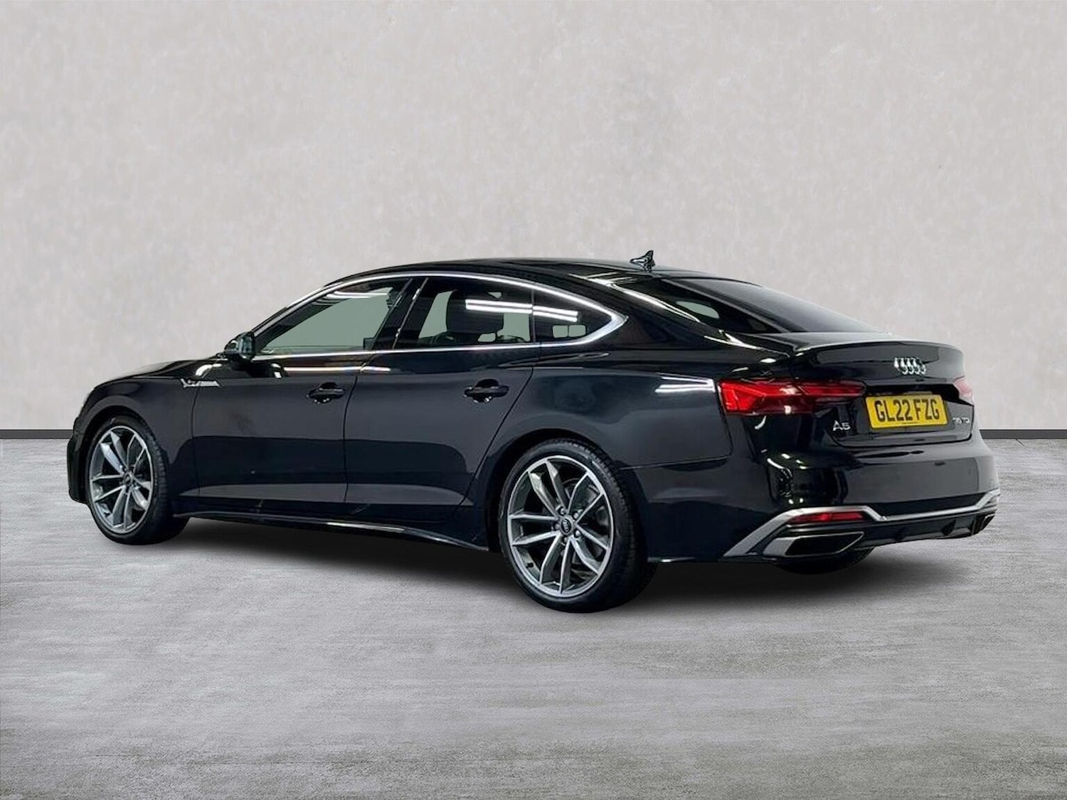 Used Audi A5 2022 for sale - 76219160: Photo 2