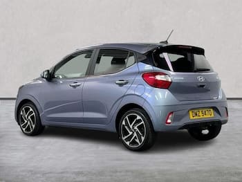 Used Hyundai i10 2024 for sale - 79684639: Photo