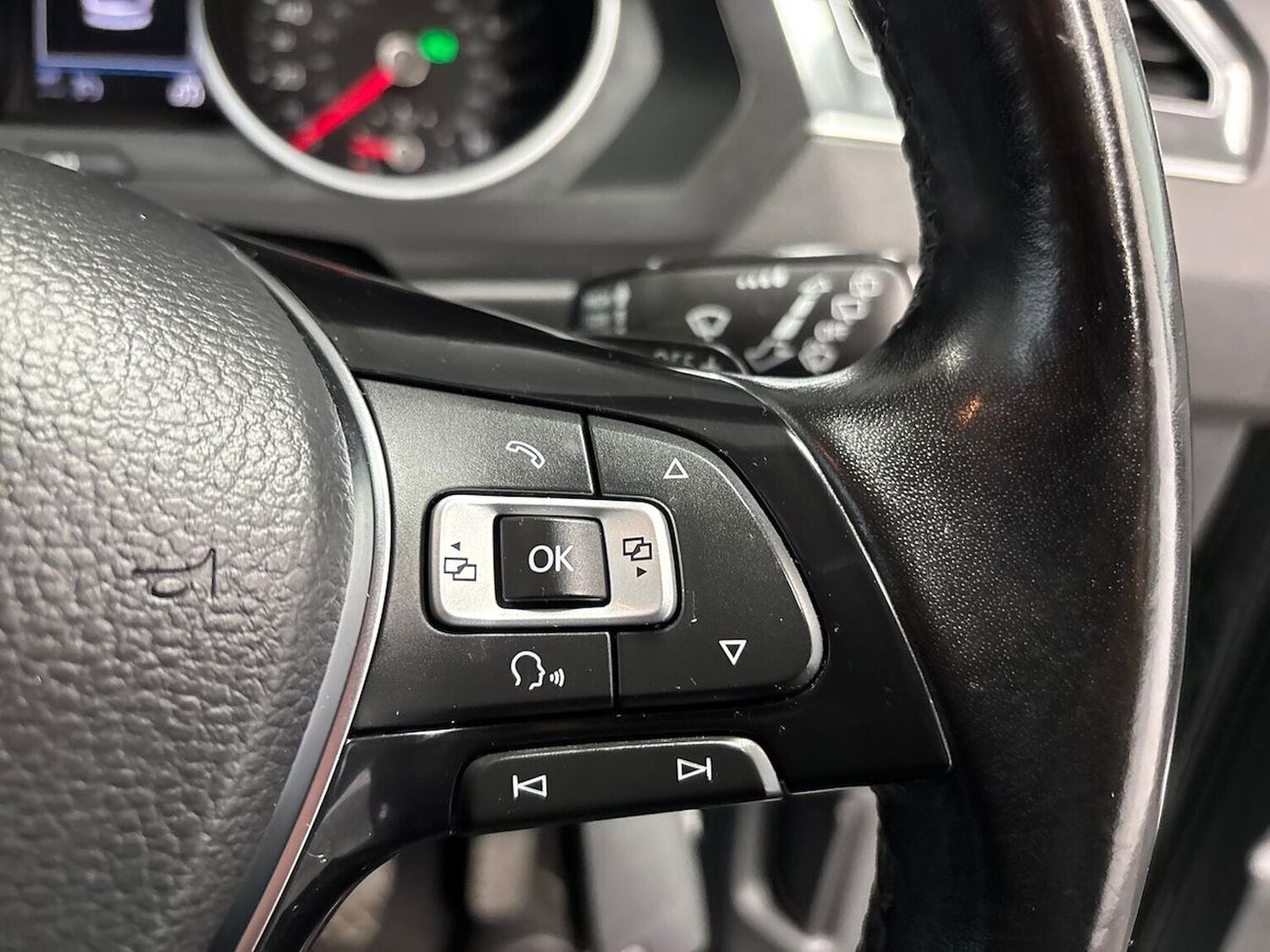 Used Volkswagen Tiguan 2017 for sale - 76565432: Photo 25