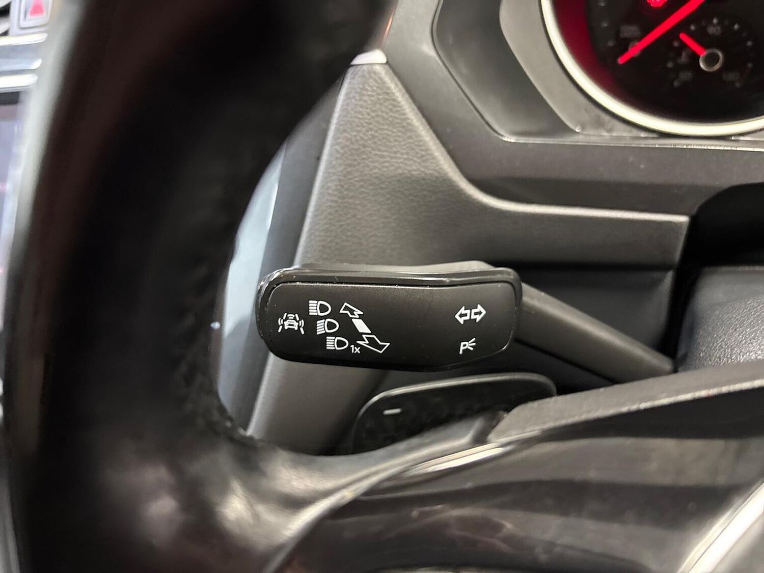 Used Volkswagen Tiguan 2017 for sale - 76565432: Photo 26