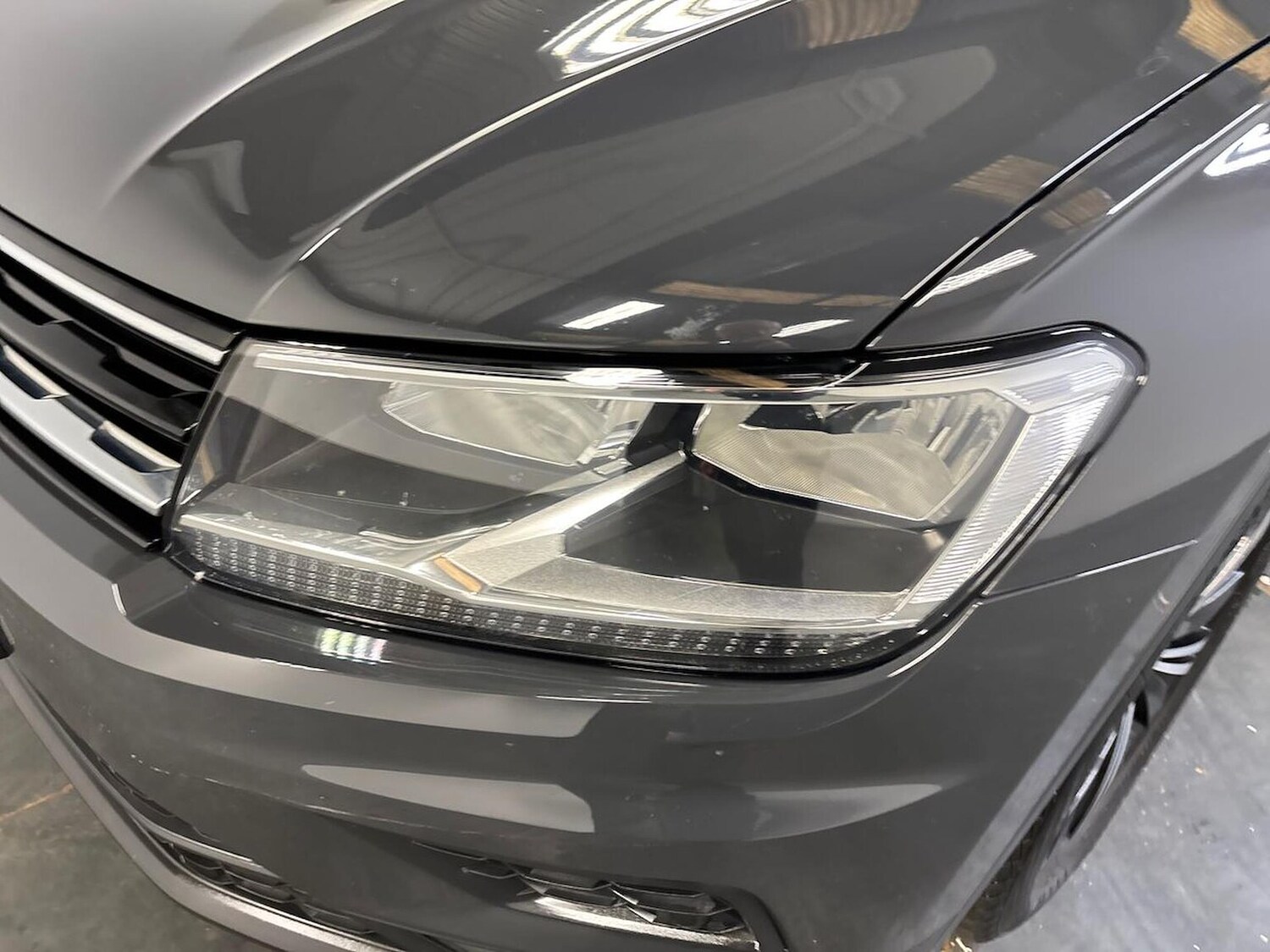 Used Volkswagen Tiguan 2017 for sale - 76565432: Photo 29