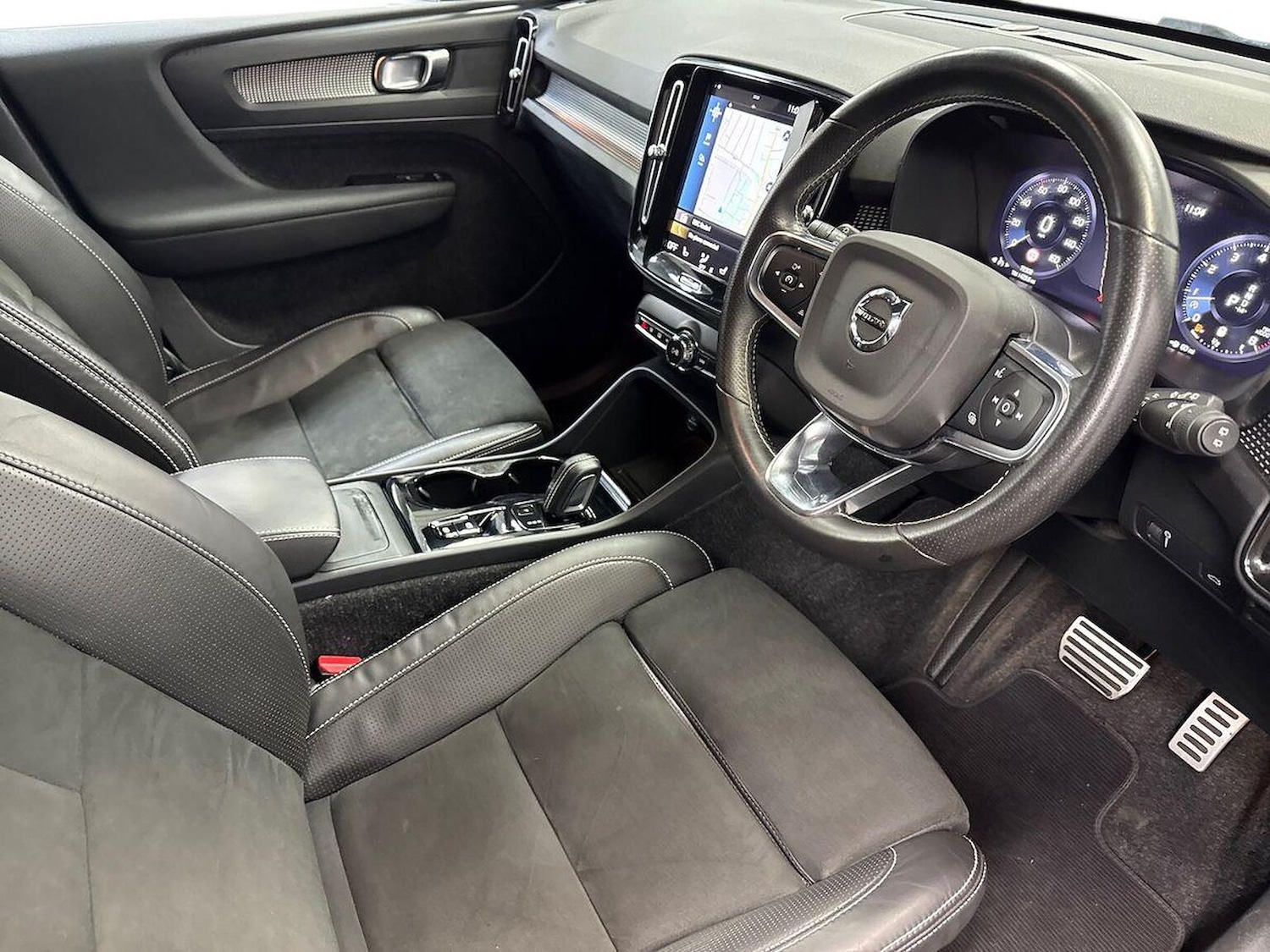 Used Volvo XC40 2020 for sale - 77845323: Photo 15