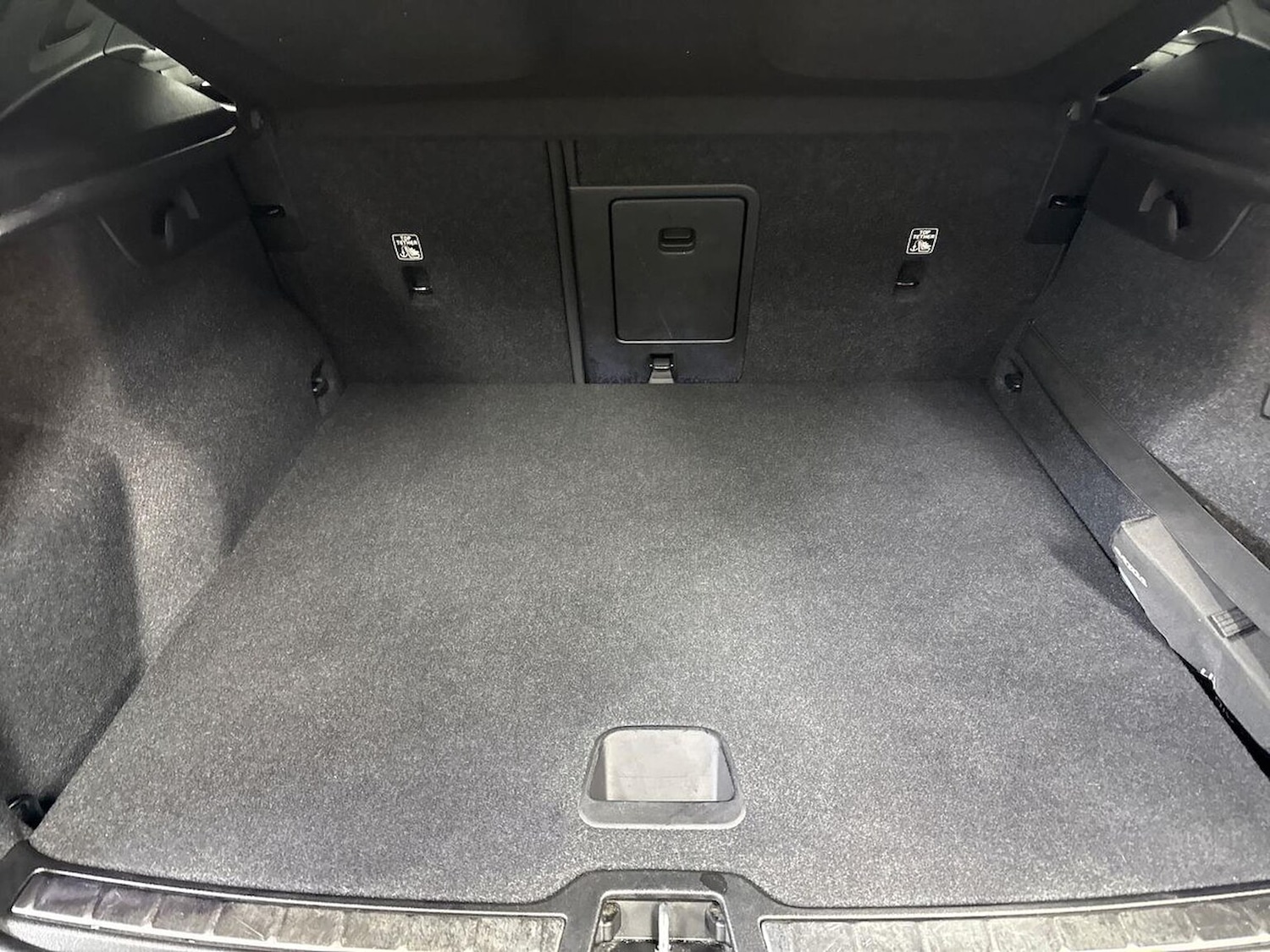 Used Volvo XC40 2020 for sale - 77845323: Photo 17