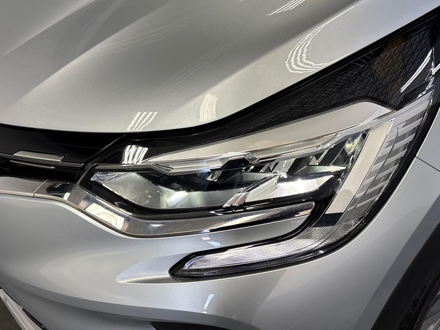 Used Renault Captur 2020 for sale - 77622361: Photo 29