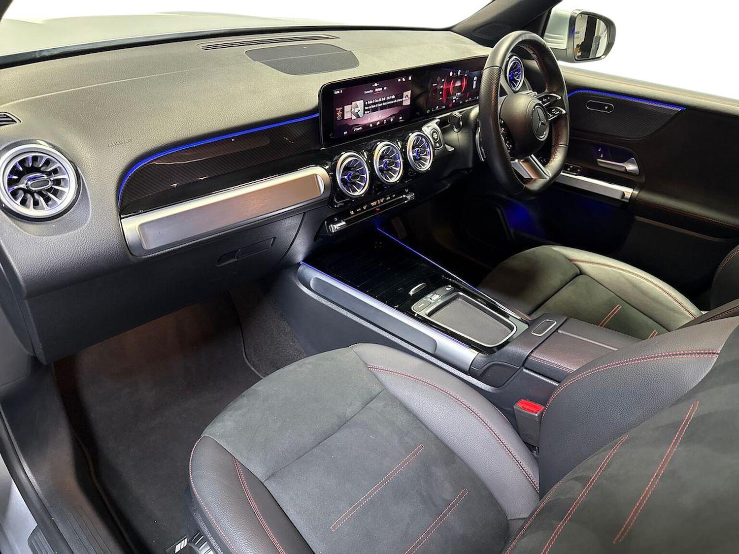 Used Mercedes-Benz GLB 2025 for sale - 76897106: Photo 7