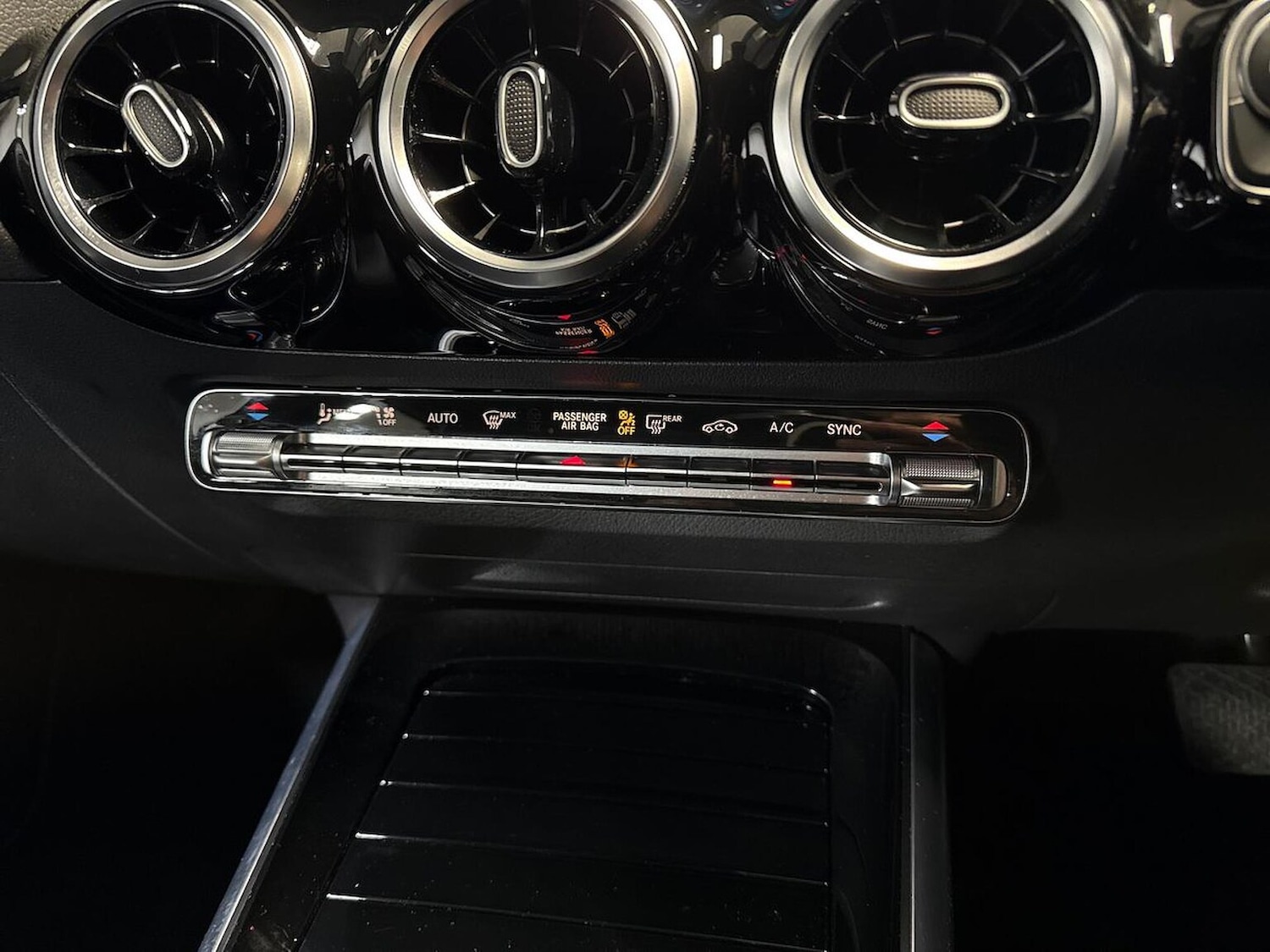 Used Mercedes-Benz GLA 2022 for sale - 77003660: Photo 23