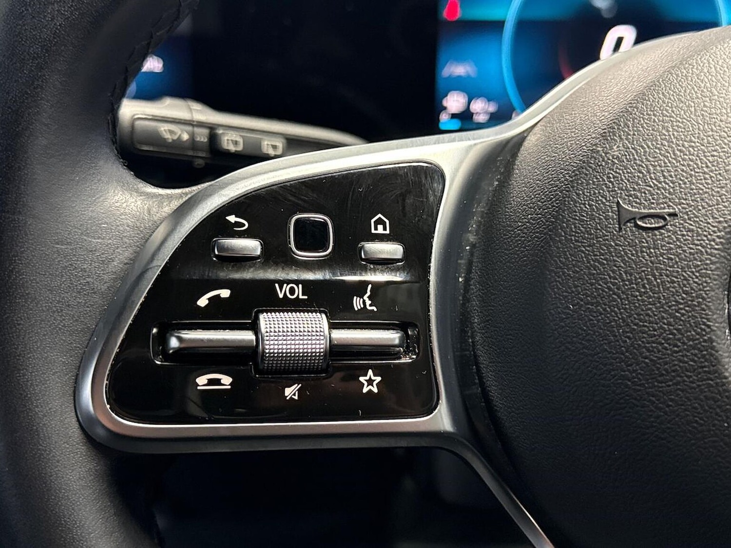 Used Mercedes-Benz GLA 2022 for sale - 77003660: Photo 24