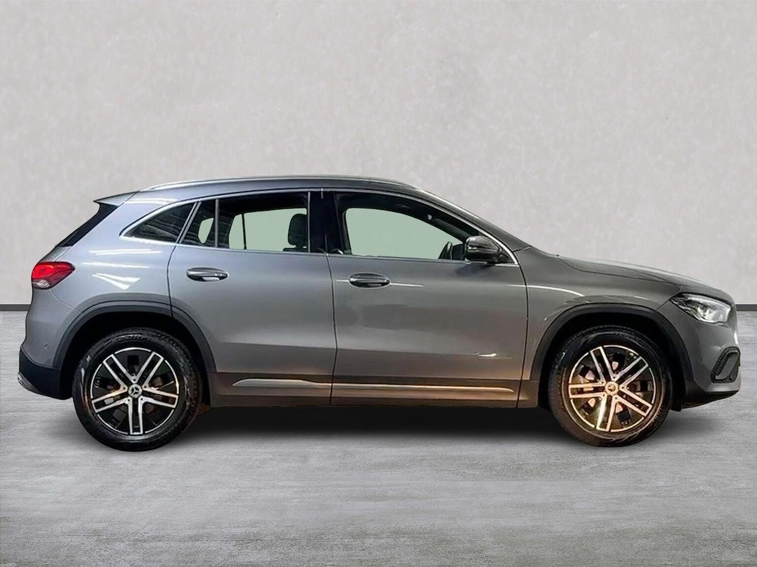 Used Mercedes-Benz GLA 2022 for sale - 77003660: Photo 3