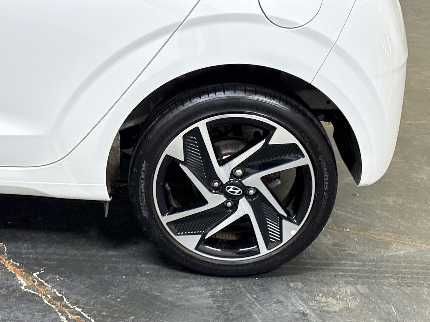 Used Hyundai i10 2023 for sale - 76264405: Photo 6
