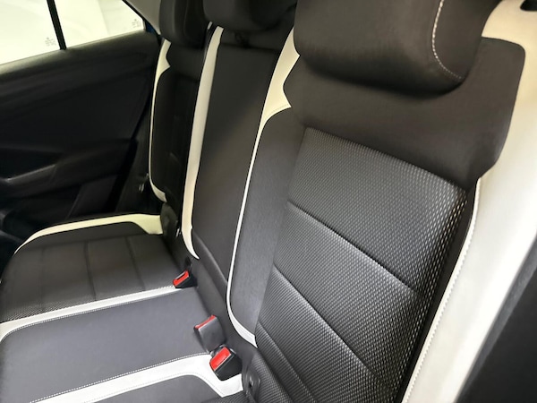 Used Volkswagen T-Roc 2021 for sale - 76127180: Photo 16
