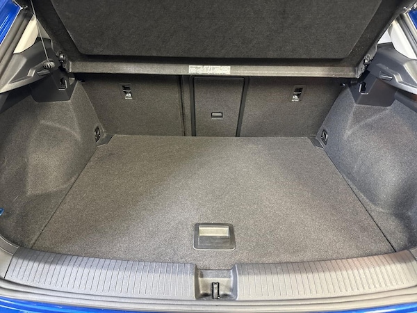 Used Volkswagen T-Roc 2021 for sale - 76127180: Photo 17