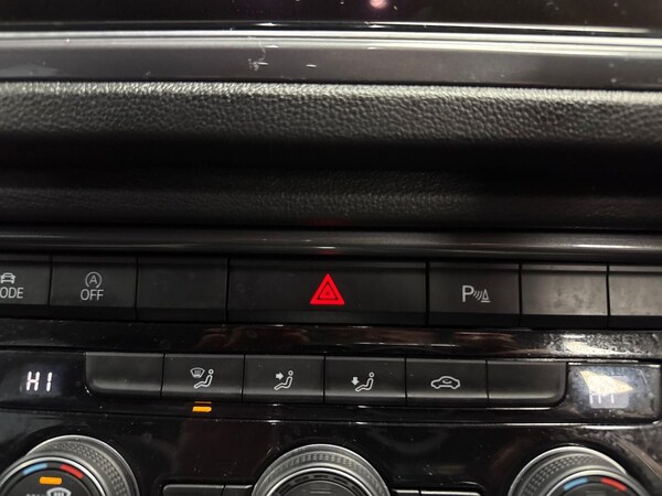 Used Volkswagen T-Roc 2021 for sale - 76127180: Photo 22