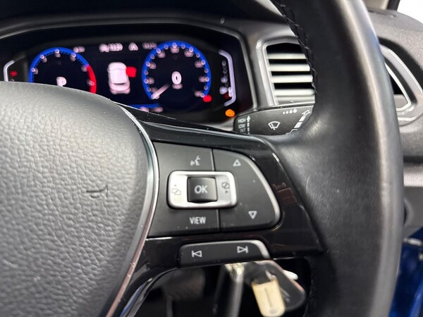 Used Volkswagen T-Roc 2021 for sale - 76127180: Photo 25
