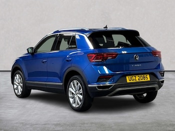 Used Volkswagen T-Roc 2021 for sale - 76127180: Photo