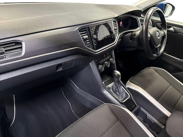 Used Volkswagen T-Roc 2021 for sale - 76127180: Photo 7