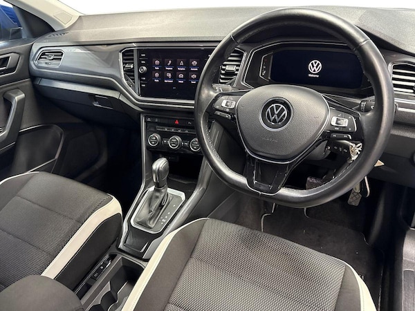 Used Volkswagen T-Roc 2021 for sale - 76127180: Photo 8