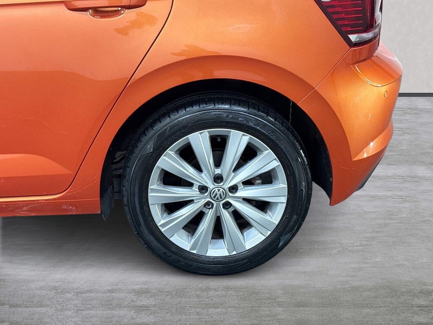 Used Volkswagen Polo 2019 for sale - 78026090: Photo 6