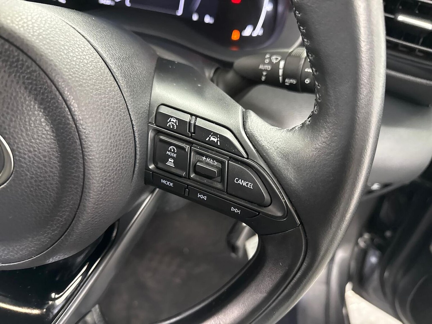 Used Toyota Yaris 2024 for sale - 78121850: Photo 24