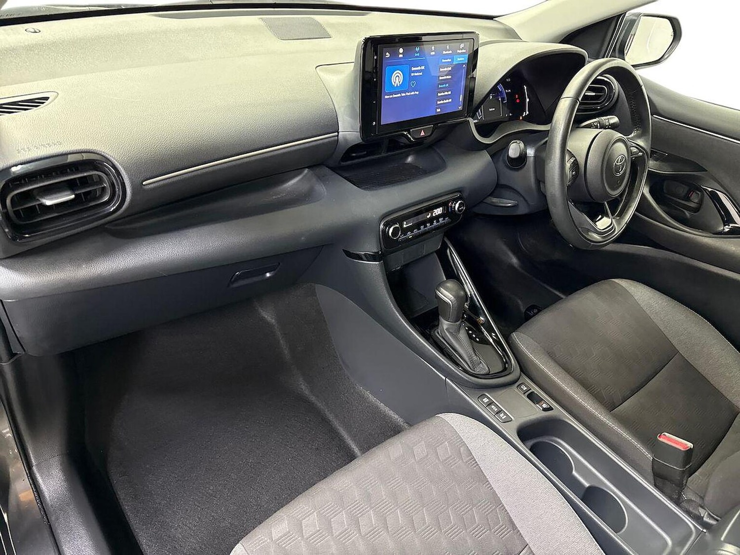 Used Toyota Yaris 2024 for sale - 78121850: Photo 7